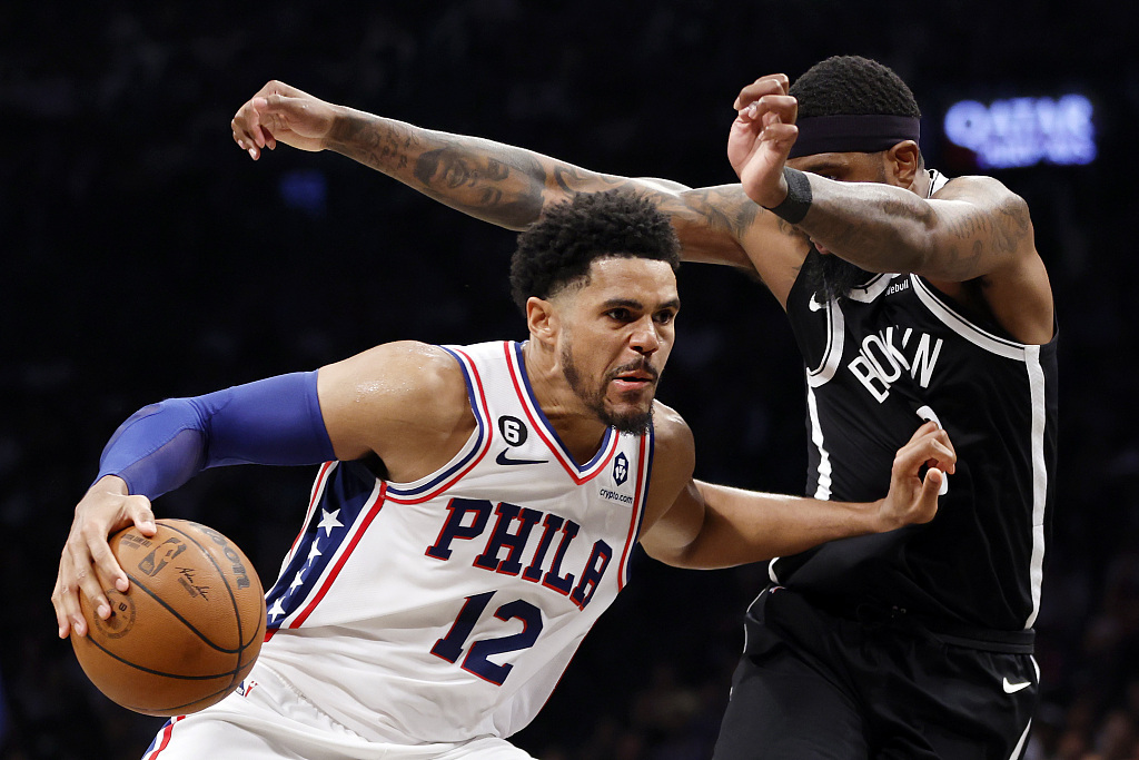 Tobias Harris (#12) of the Philadelphia 76ers penetrates in Game 4 of the NBA Eastern Conference first-round playoffs against the Brooklyn Nets at the Barclays Center in Brooklyn, New York City, April 22, 2023. /CFP