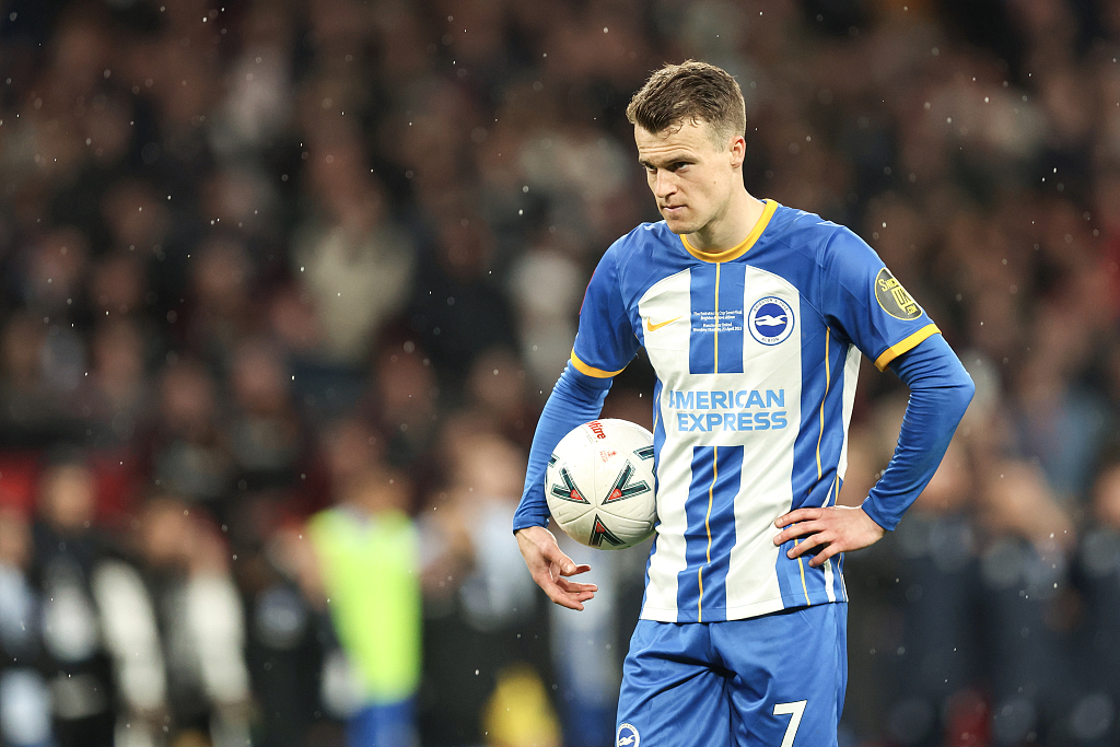 Solly March of Brighton prepares to take his penalty during their FA Cup clash with Manchester United at Wembley Stadium in London, England, April 23, 2023. /CFP