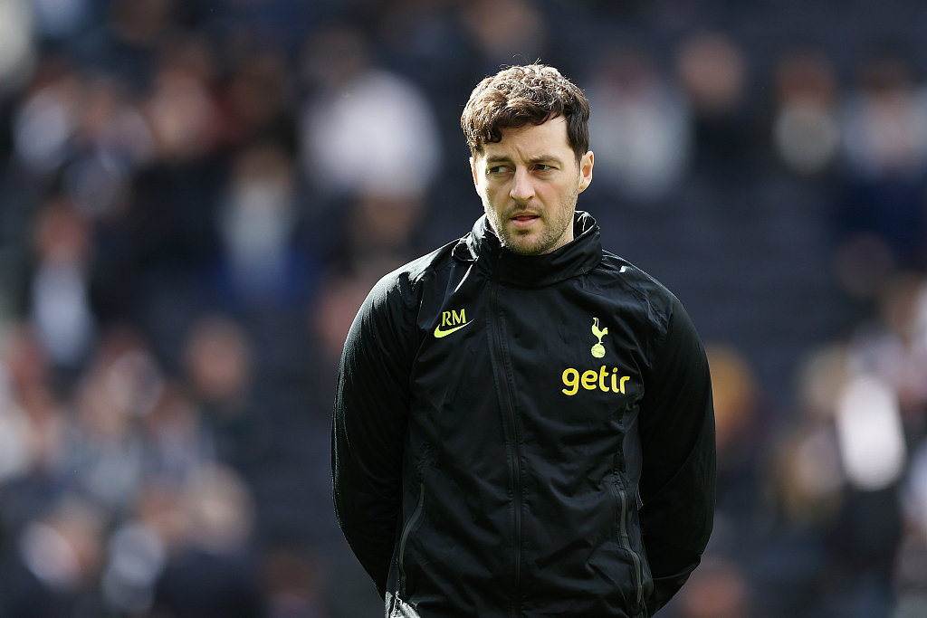 Ryan Mason looks on prior to the Premier League match between Tottenham Hotspur and Brighton at Tottenham Hotspur Stadium in London, England, April 8, 2023. /CFP