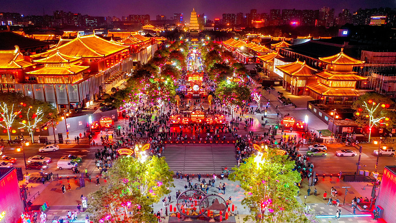 Live: The splendid night view in Datang Everbright City in Xi'an — Ep. 2