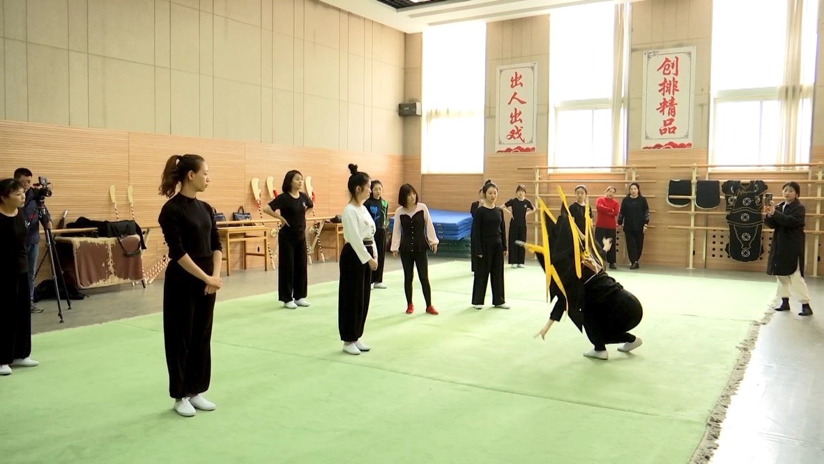 Young traditional Chinese opera performers train in Taiyuan, Shanxi on March 15, 2023. /CGTN