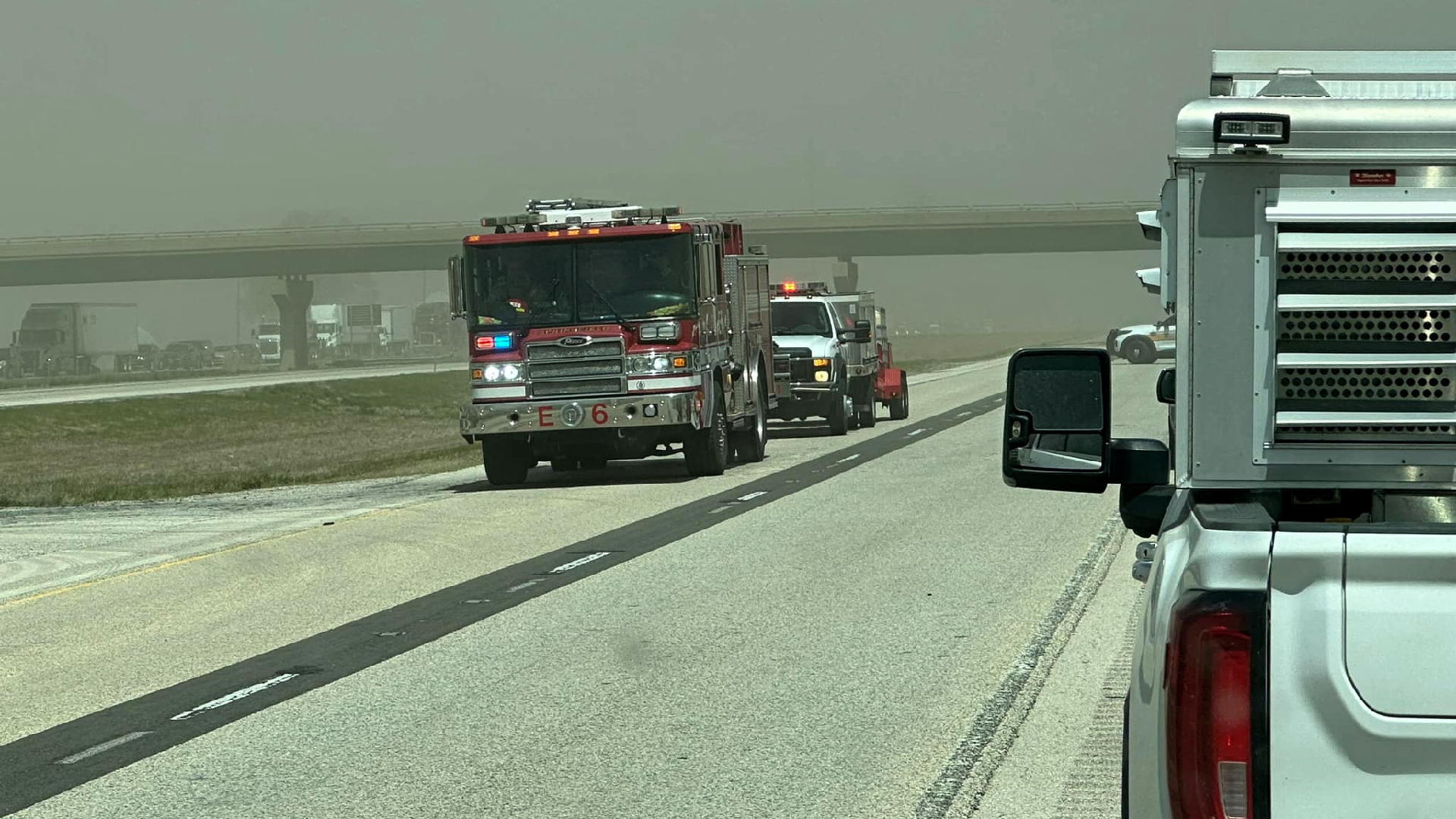 At least 6 dead after dust storm causes car crash in Illinois - CGTN