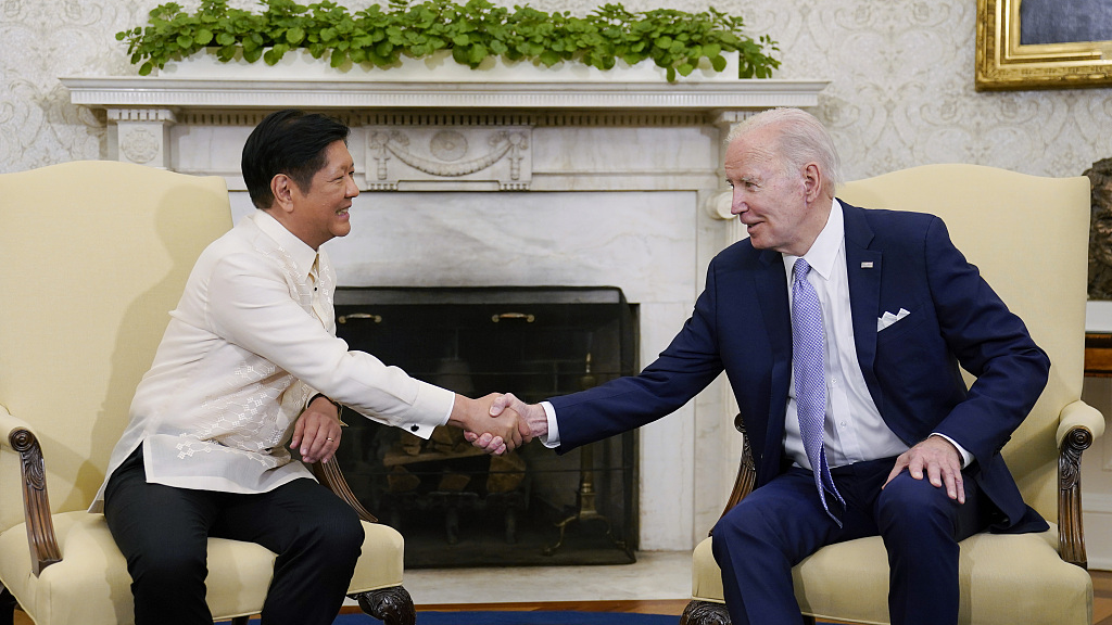 U.S. President Joe Biden shakes hands with Philippine President Ferdinand R. Marcos, Jr. as they meet in the Oval Office of the White House in Washington, D.C., U.S., May 1, 2023. /CFP