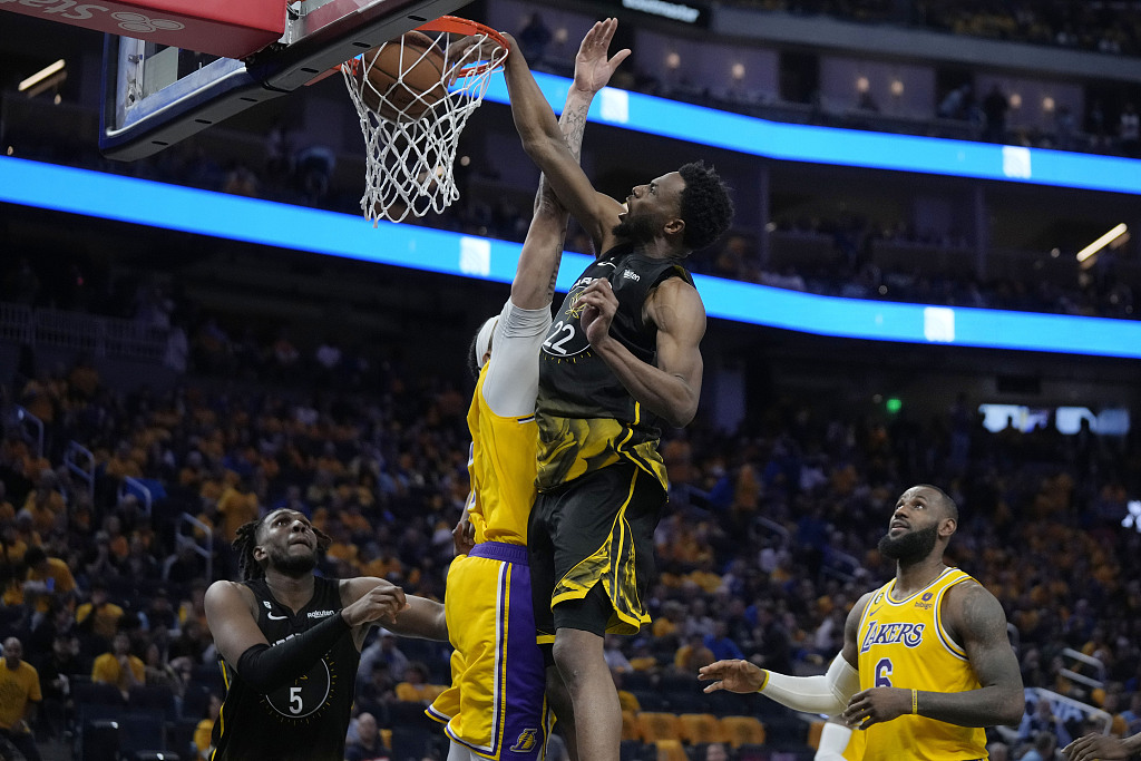 Andrew Wiggins (#22) of the Golden State Warriors dunks in Game 1 of the NBA Western Conference semifinals against the Los Angeles Lakers at the Chase Center in San Francisco, California, May 2, 2023. /CFP