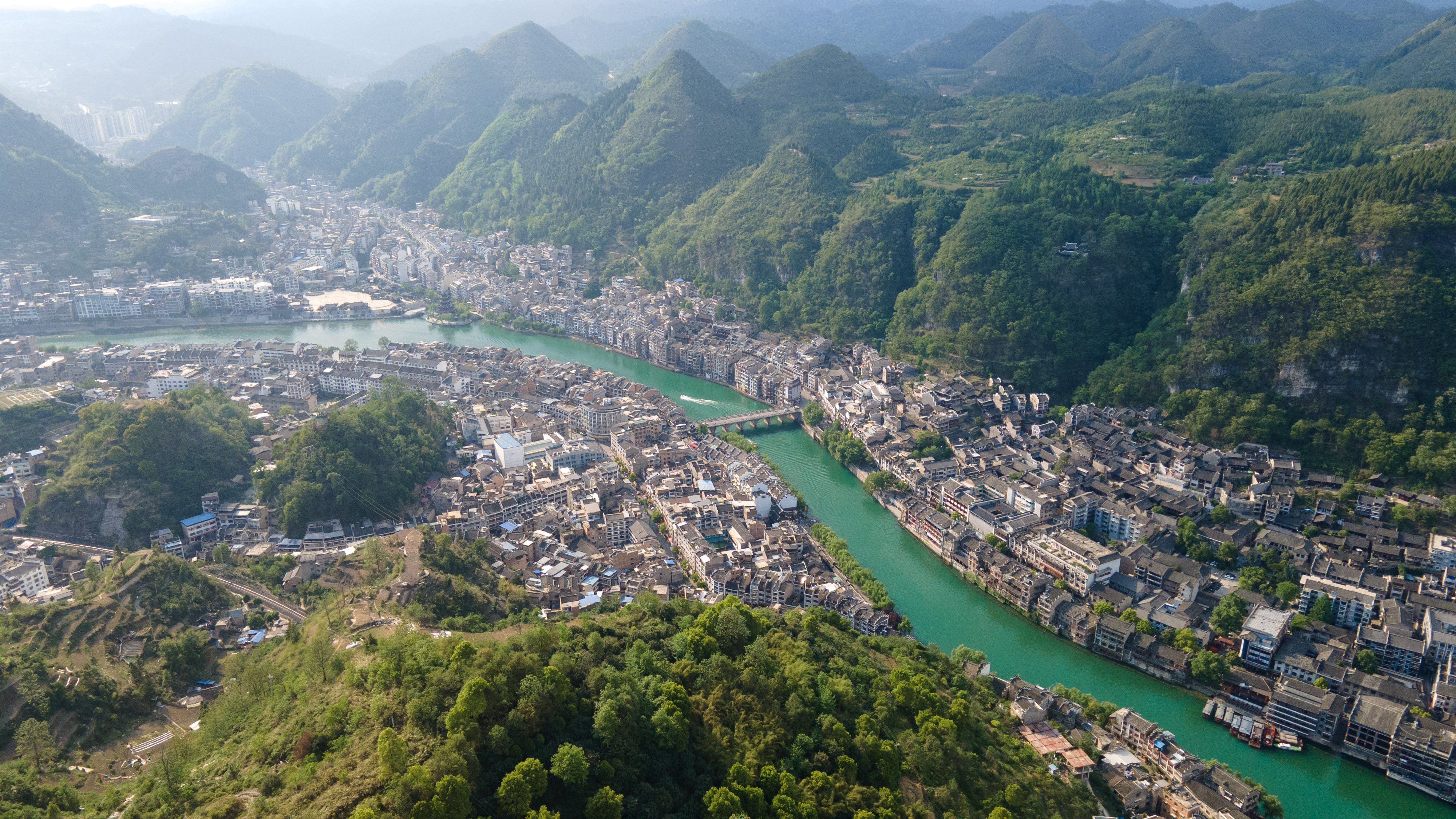 A bird's-eye view captures the beauty of Zhenyuan ancient town in Guizhou. /CNSPHOTO