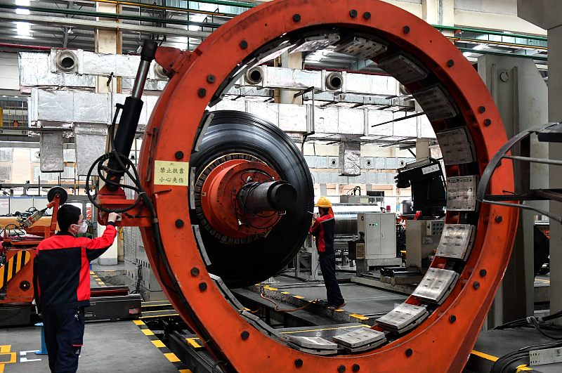 A worker works in the production shop of a machinery manufacturing enterprise in Putian, Fujian Province, China. /CFP