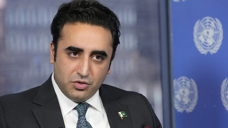 Pakistani Foreign Minister Bilawal Bhutto Zardari speaks during an interview at United Nations headquarters, U.S., March 9, 2023. /CFP