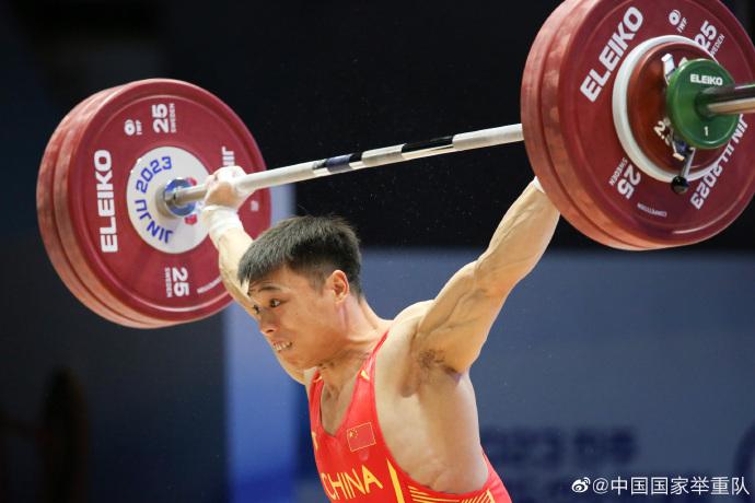 China's Chen Lijun competes at the Asian Weightlifting Championships in Jinju, South Korea, May 6, 2023. /Chinese national weightlifting team