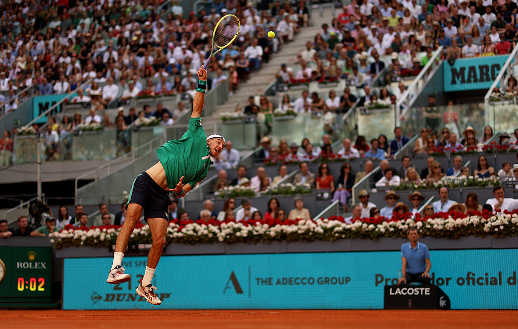 Tennis Carlos Alcaraz retains Madrid Open title CGTN
