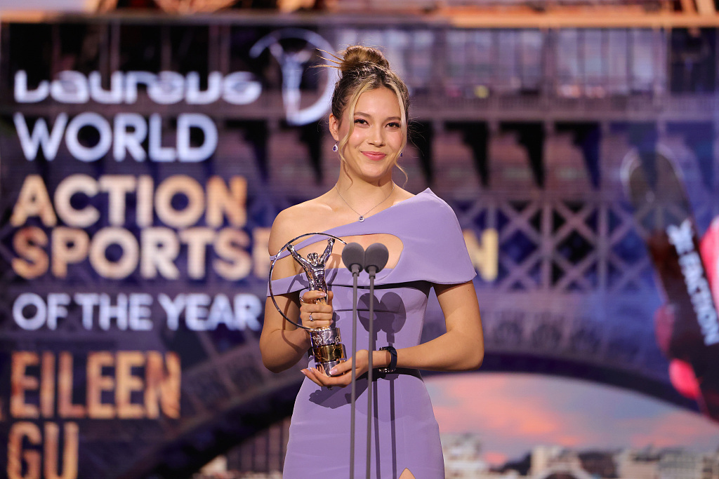 Gu Ailing poses with her award for World Action Sportsperson of the year during the Laureus World Sport Awards in Paris, France, May 8, 2023. /CFP