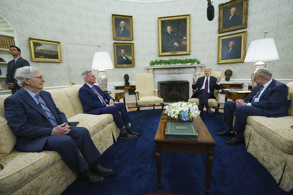 U.S. President Joe Biden talks with top congressional leaders about the debt limit in the White House, Washington, D.C., U.S., May 9, 2023. /CFP