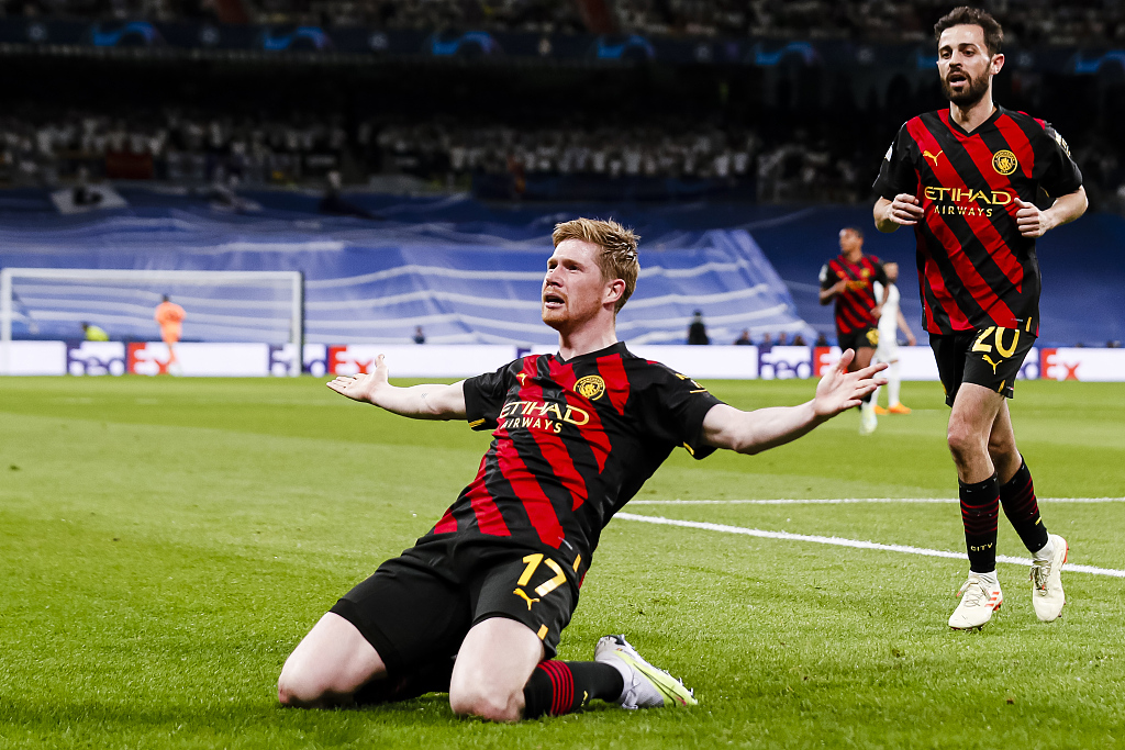 Kevin De Bruyne of Manchester City celebrates his goal during the UEFA Champions League semifinal first-leg match between Real Madrid and Manchester City at Estadio Santiago Bernabeu in Madrid, Spain, May 9, 2023. /CFP