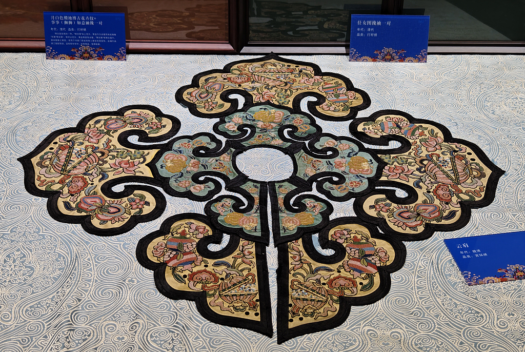 Exquisitely embroidered works are on display in Wuhan, Hubei Province, on May 7, 2023. /CFP