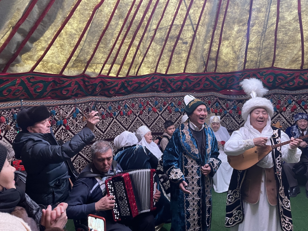 People sing together during the Nowruz Day celebrations in Astana, capital of Kazakhstan, on March 22, 2022. /CFP