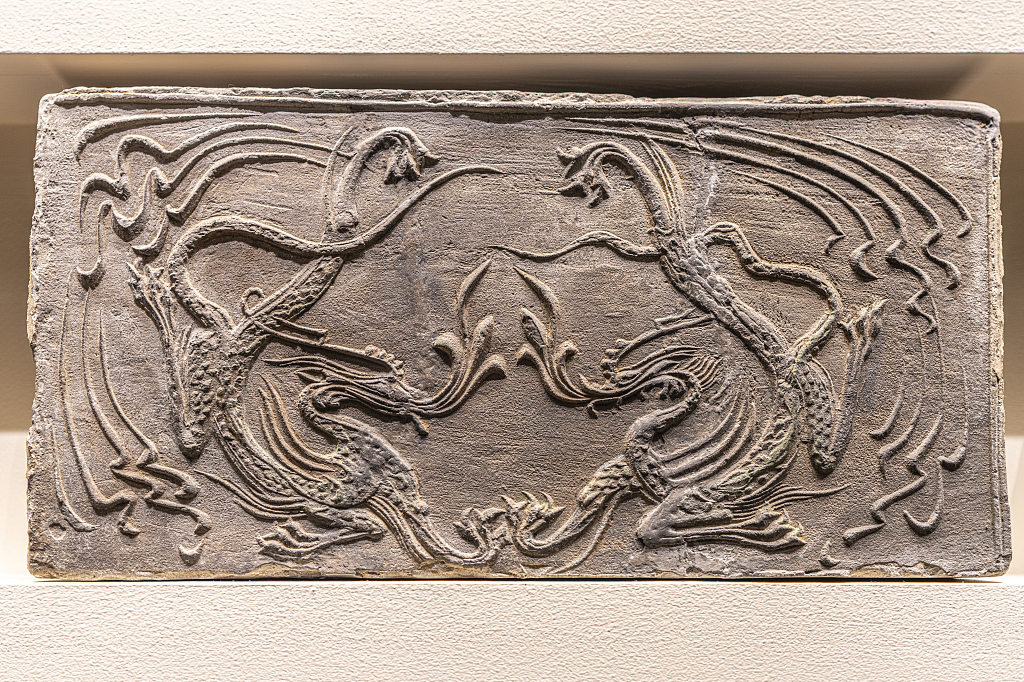 A section of Huaxiang stonework is displayed at the National Museum of China, Beijing. /CFP