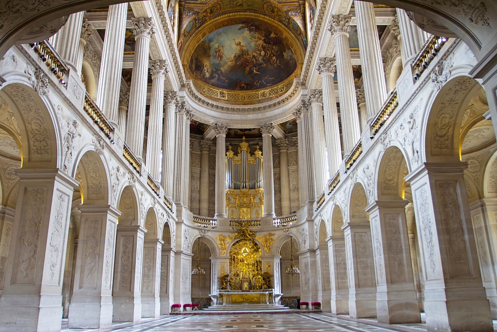 The Palace of Versailles in Paris, France. /CFP