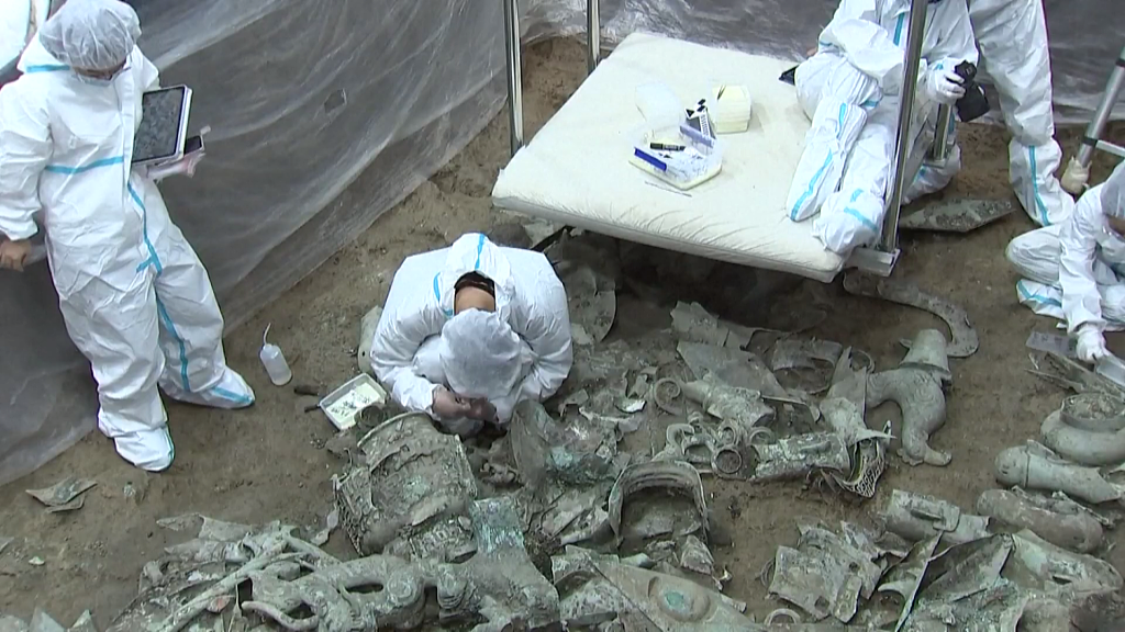 Archaeologists were seen carefully excavating relics from the ruins sites in 2022. /CFP