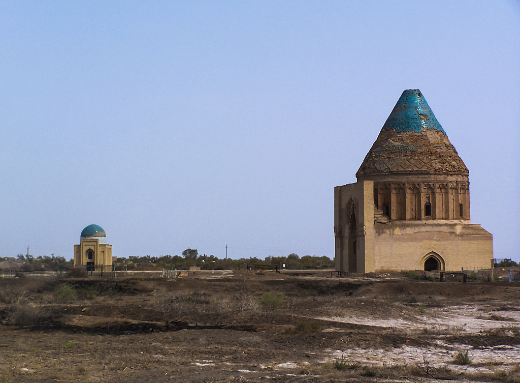 The Soltan Tekesh Mausoleumin Kunya-Urgench /CFP