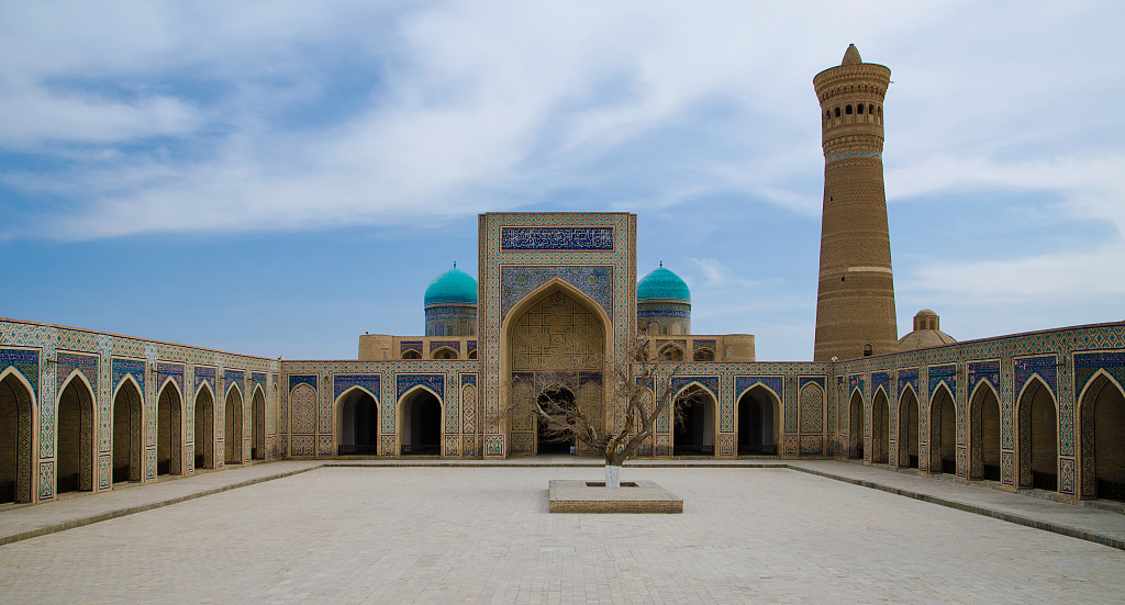 The Poi Kalyan complex in Bukhara /CFP