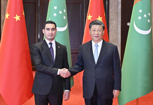 Chinese President Xi Jinping meets with Turkmen President Serdar Berdimuhamedov, who is in China for the China-Central Asia Summit in Xi'an, northwest China's Shaanxi Province, May 18, 2023. /Xinhua 
