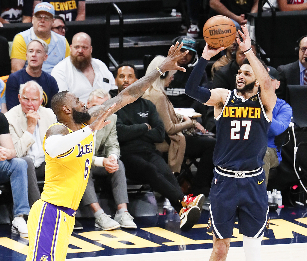 Jamal Murray (#27) of the Denver Nuggets shoots in Game 2 of the NBA Western Conference Finals against the Los Angeles Lakers at the Ball Arena in Denver, Colorado, May 18, 2023. /CFP