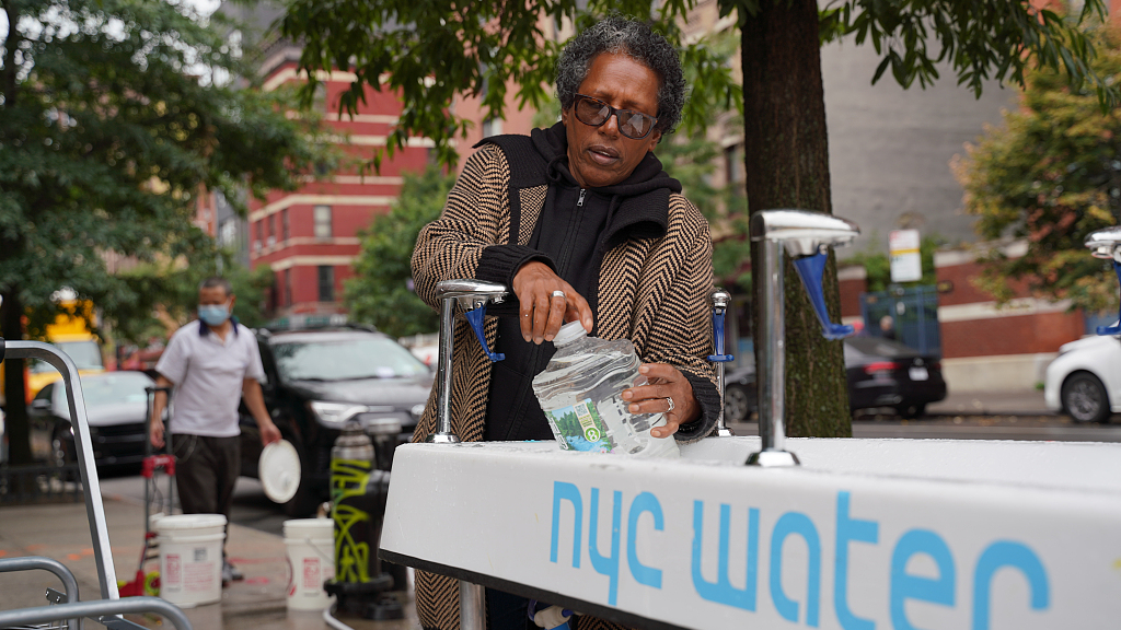 Dangerous levels of arsenic were found in a New York City Public Housing Authority (NYCHA) complex, leaving thousands of affected residents without safe tap water in New York, United States, September 7, 2022. /CFP