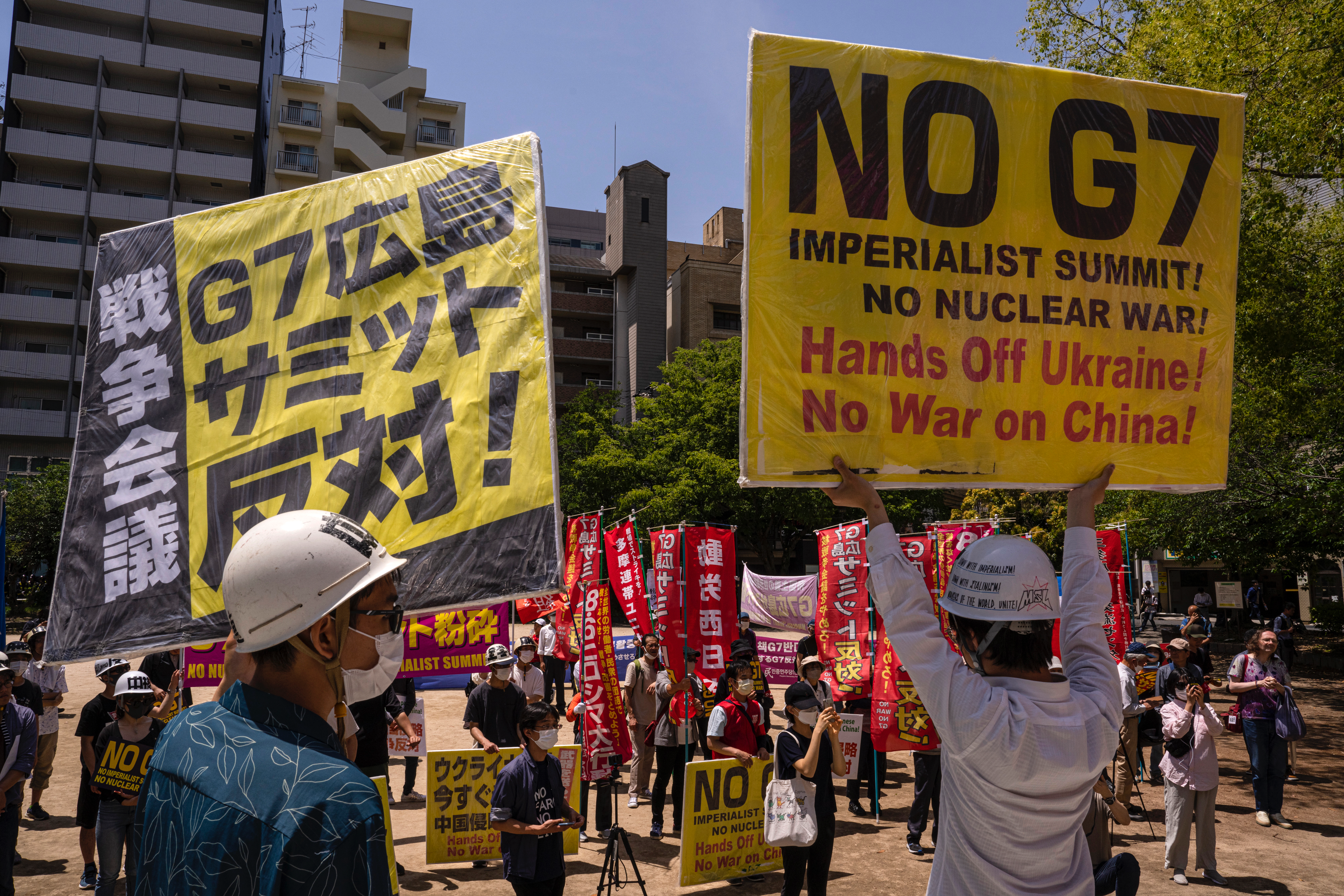 People rally in a protest against the G7 summit in Hiroshima, Japan, May 21, 2023. /Xinhua