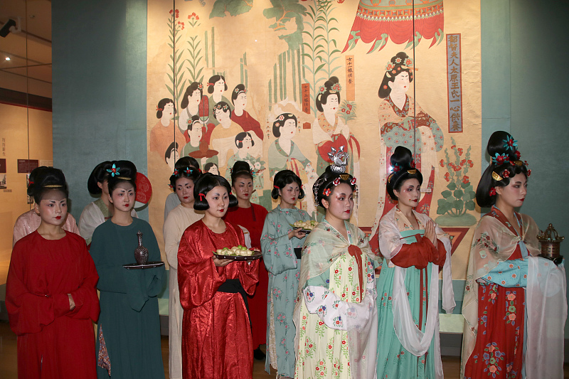 Performers participate in a Tang Dynasty-themed activity at the Suzhou Museum in Suzhou City, Jiangsu Province on May 23, 2023. /CFP