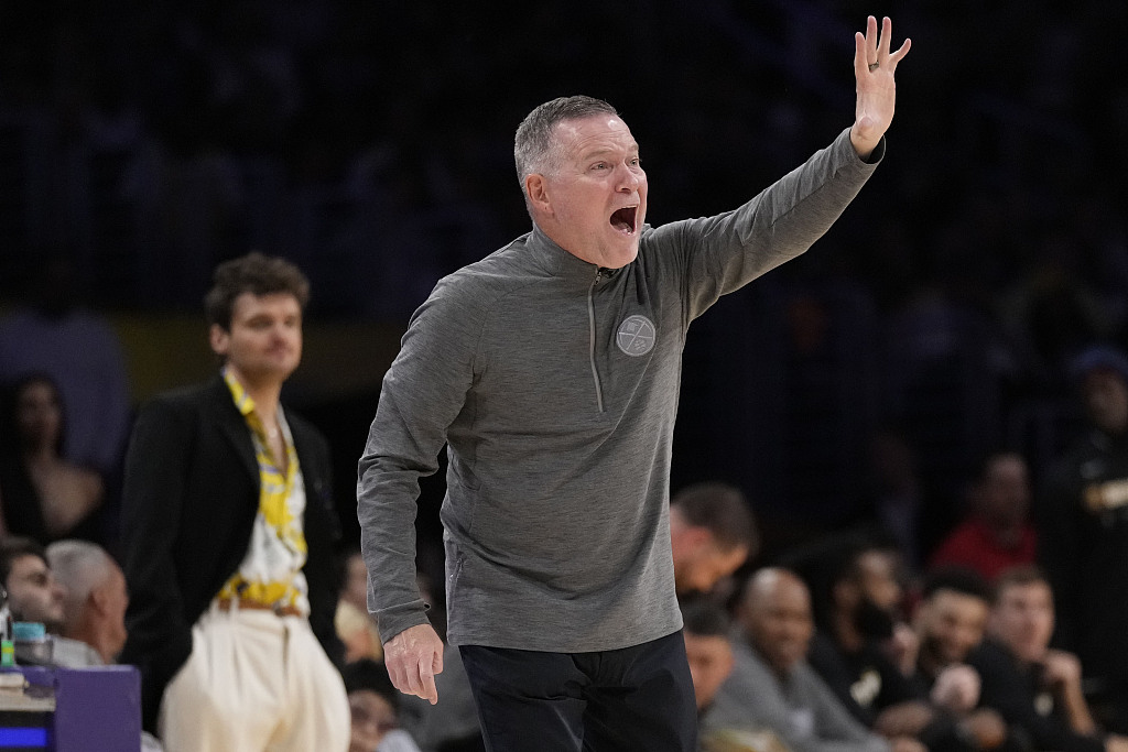 Michael Malone, head coach of the Denver Nuggets, looks on during Game 4 of the NBA Western Conference Finals against the Los Angeles Lakers at Crypto.com Arena in Los Angeles, California, May 22, 2023. /CFP