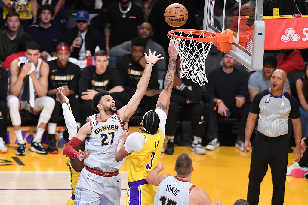 Jamal Murray (#27) of the Denver Nuggets shoots in Game 4 of the NBA Western Conference Finals against the Los Angeles Lakers at Crypto.com Arena in Los Angeles, California, May 22, 2023. /CFP