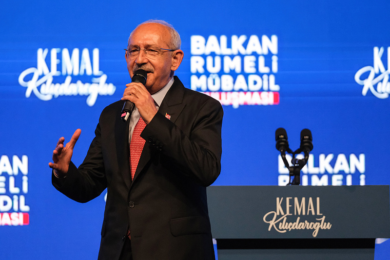 Kemal Kilicdaroglu, chairman of the Republican People's Party and the opposition presidential candidate, seen speaking during a meeting, Istanbul, Türkiye, May 26, 2023. /CFP