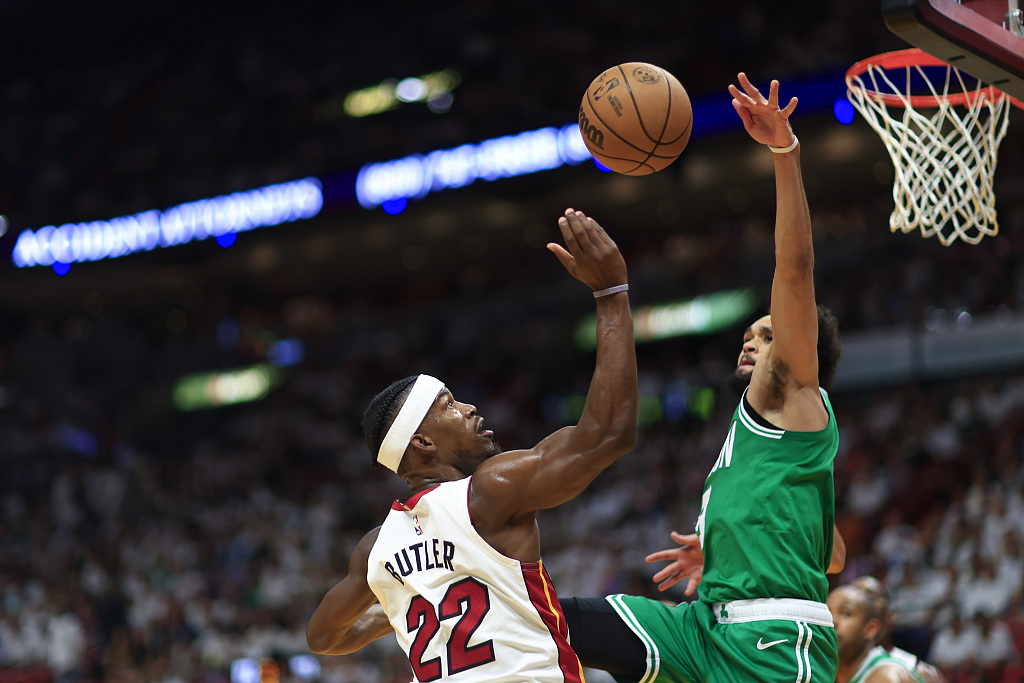 Derrick White (R) of the Boston Celtics blocks a shot by Jimmy Butler of the Miami Heat in Game 6 of the NBA Eastern Conference Finals at the Kaseya Center in Miami, Flordia, May 27, 2023. /CFP