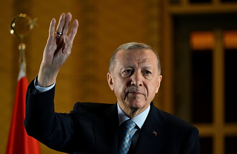 Turkish President Tayyip Erdogan addresses his supporters following his victory in the second round of the presidential election at the Presidential Palace in Ankara, Türkiye, May 29, 2023. /CFP