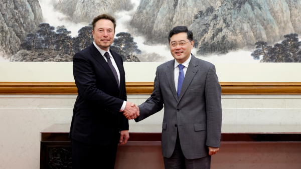 Chinese State Councilor and Foreign Minister Qin Gang (R) meets with Tesla CEO Elon Musk in Beijing, May 30, 2023. /Chinese Foreign Ministry