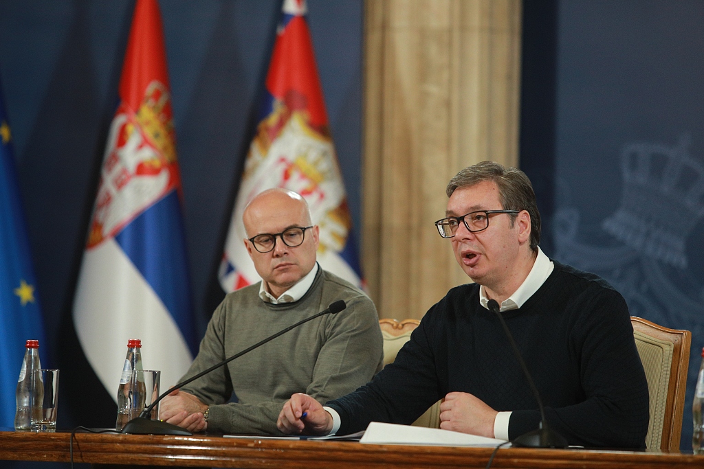 Serbian President Aleksandar Vucic holds a press conference after clashes between Kosovo Serbs and NATO forces in Serb-dominated neighborhoods of northern Kosovo on May 29, 2023, in Belgrade, Serbia. /CFP