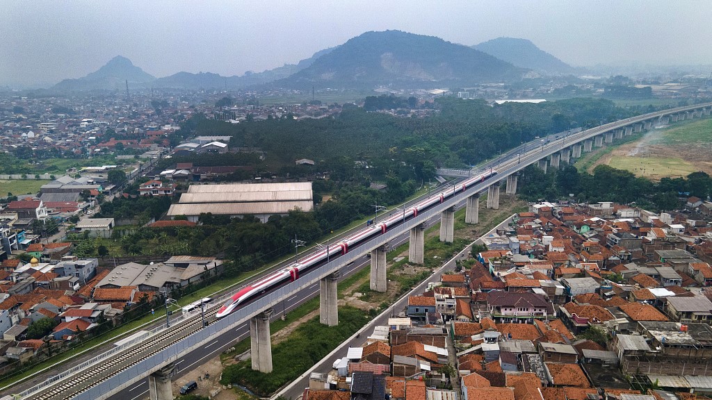 A bird's-eye view of the Jakarta-Bandung High-Speed Railway, Indonesia, May 19, 2023. /CFP