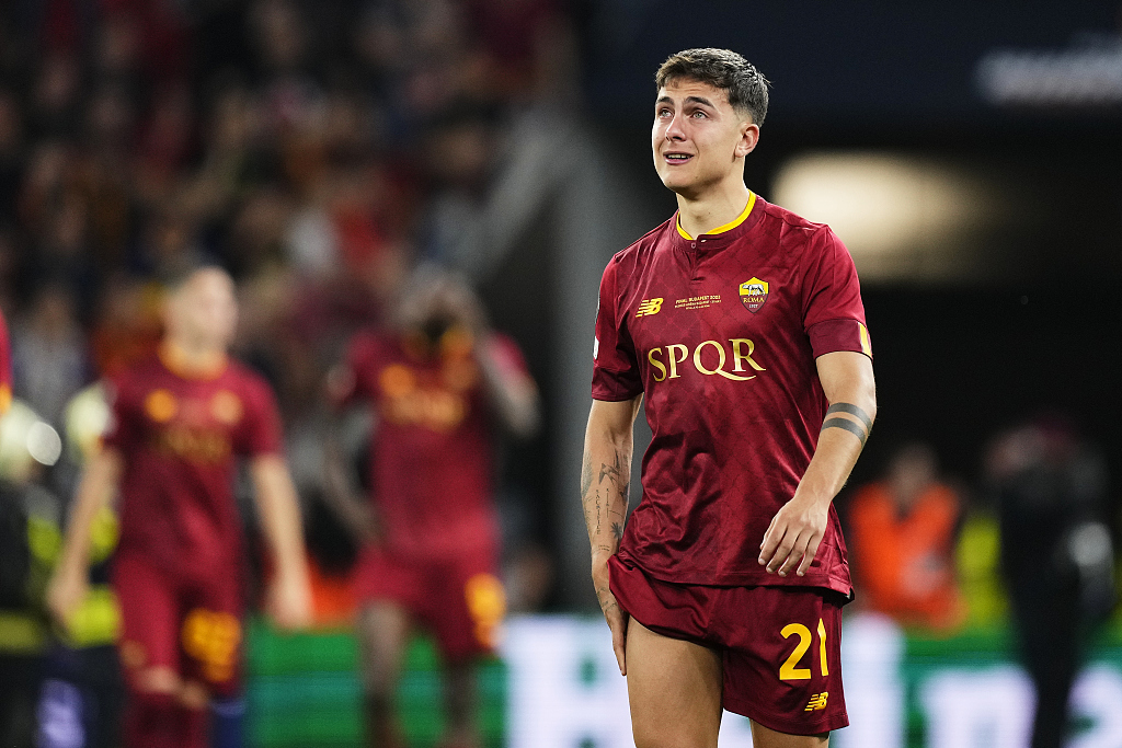 Paulo Dybala of Roma reacts after their loss at the Europa League final at the Puskas Arena in Budapest, Hungary, May 31, 2023. /CFP