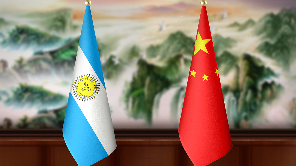 The flags of China and Argentina. /CFP