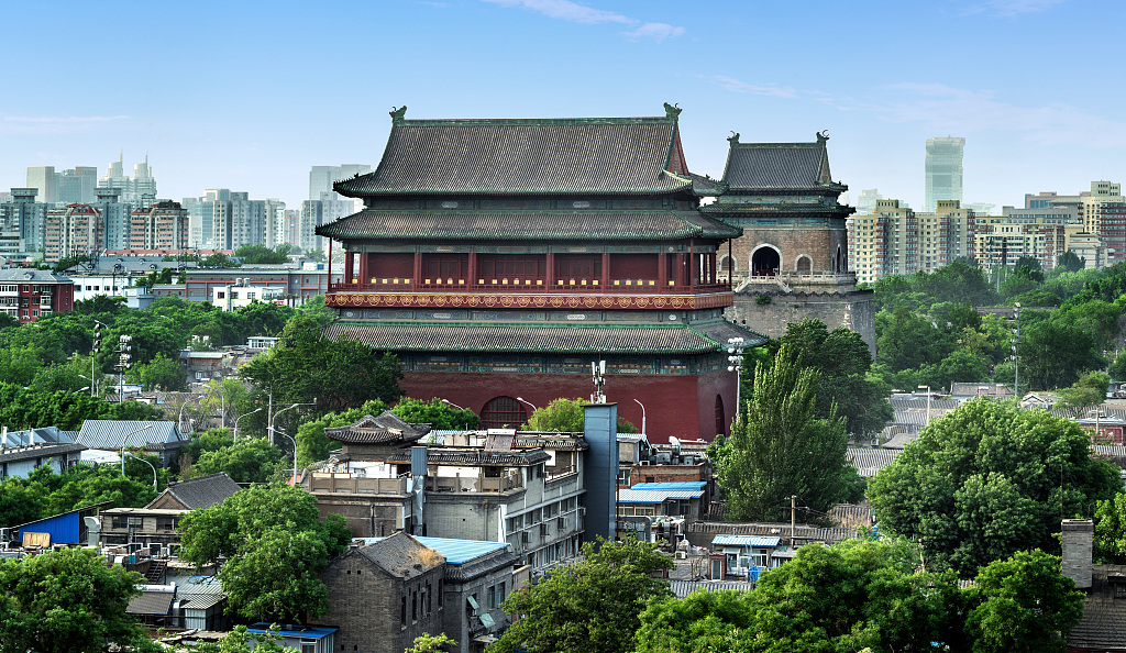 The Drum and Bell Towers are situated on the Central Axis of Beijing. /CFP