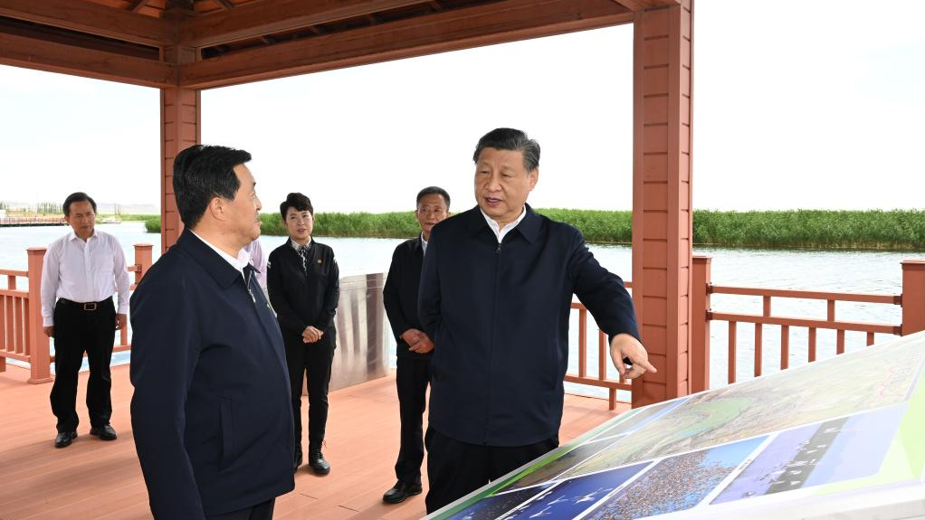 General Secretary of the CPC Central Committee Xi Jinping, also Chinese president and chairman of the Central Military Commission, visits Wuliangsu Lake in Bayannur, north China's Inner Mongolia Autonomous Region, June 5, 2023. /Xinhua
