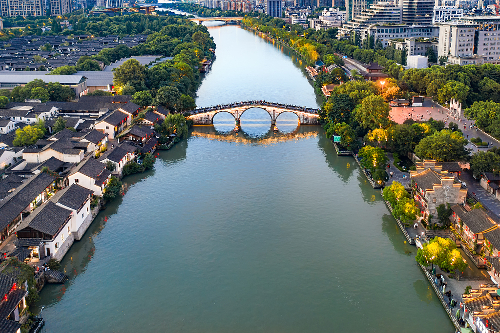 A bird's eye-view of the Grand Canal's section in Hangzhou, Zhejiang Province. /CFP