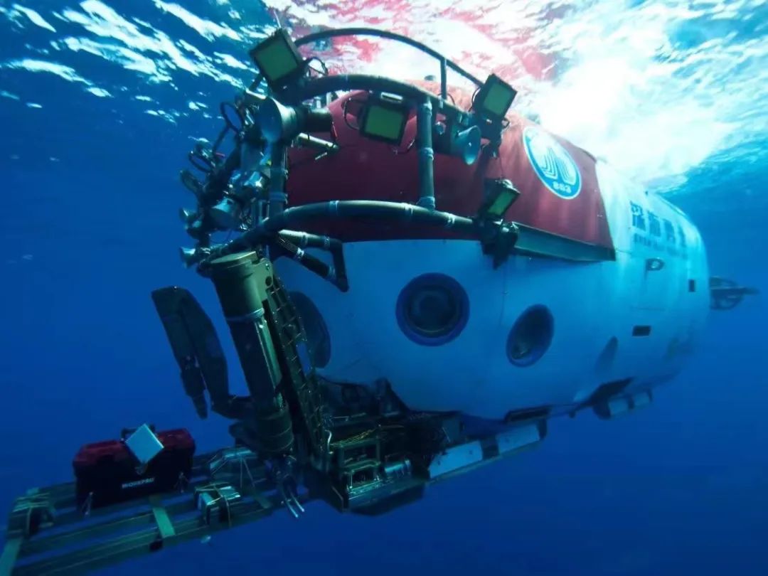 Shenhai Yongshi (Deep Sea Warrior), the country's second-generation deep-sea manned submersible. /NCHA