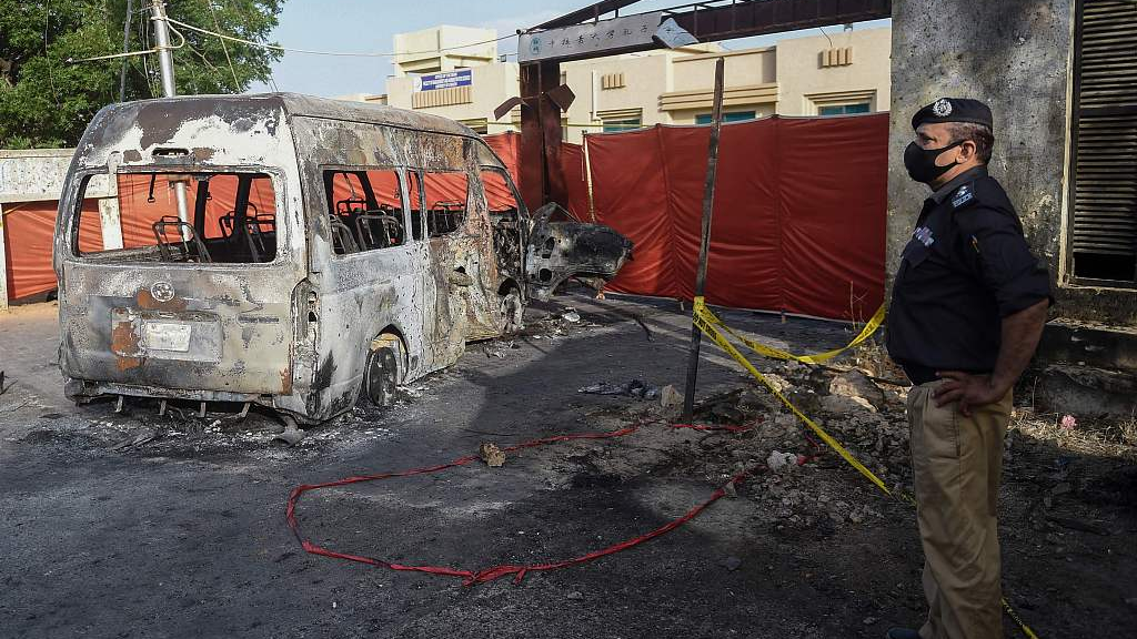 The blast site, a day after a suicide attack on a van near the Confucius Institute at Karachi University, Karachi, Pakistan, April 27, 2022. /CFP