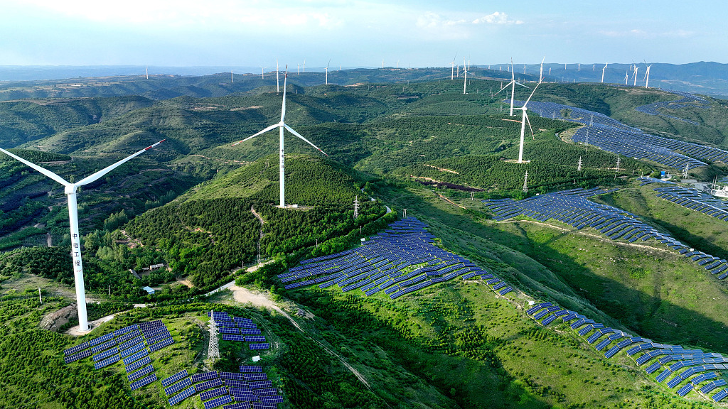 Wind and photovoltaic power plants in Huanglong County, Yan'an City, northwest China's Shaanxi Province, June 7, 2023. /CFP