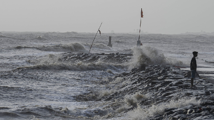 India, Pakistan Plan Evacuations Ahead Of Severe Cyclone - CGTN