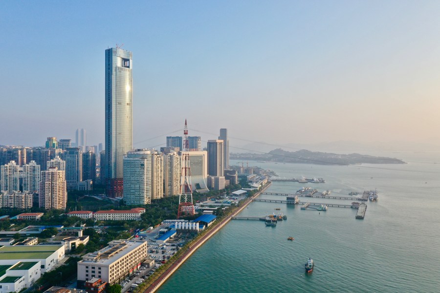 An aerial view of Xiamen City in southeast China's Fujian Province, September 29, 2021. /Xinhua