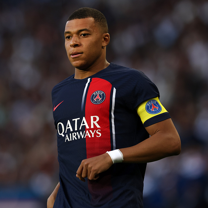Kylian Mbappe informs PSG he will not extend contract: Media, Football  News
