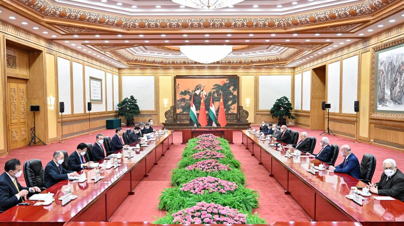Chinese President Xi Jinping holds talks with Palestinian President Mahmoud Abbas at the Great Hall of the People in Beijing, China, June 14, 2023. /Xinhua