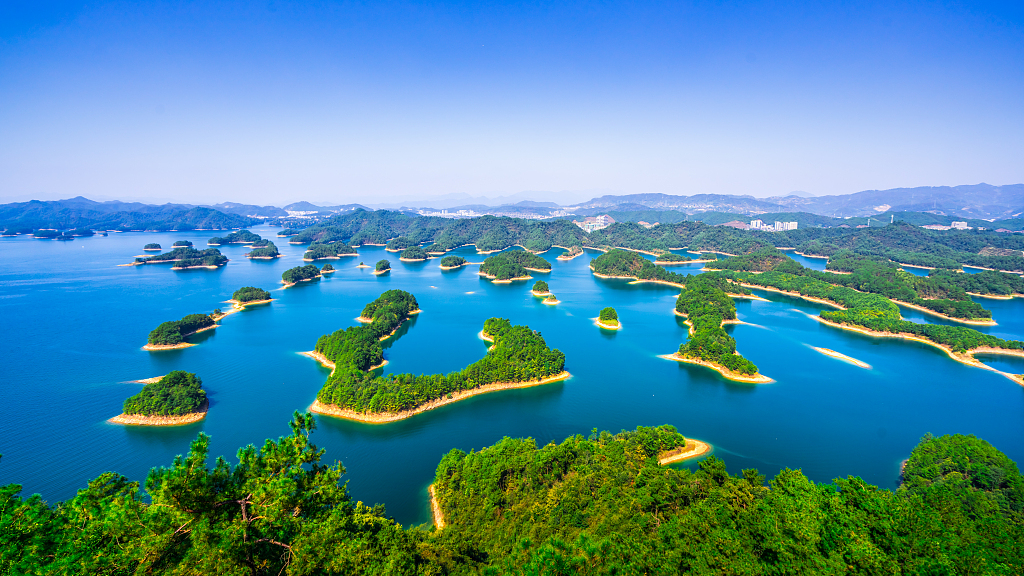 Live: Enjoy view of Qiandao Lake in E China's Hangzhou