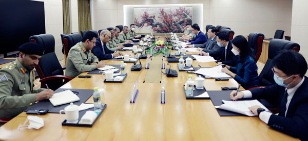 Chinese State Councilor and Foreign Minister Qin Gang meets with Chairman of the Joint Chiefs of Staff Committee of the Pakistan Army Sahir Shamshad Mirza in Beijing, China, June 20, 2023. /Chinese Foreign Ministry